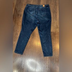 Women’s jeans (Elloquii Denim)